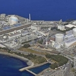 　九州電力玄海原子力発電所。右から１号機、２号機、３号機、４号機＝２０２２年１１月、佐賀県玄海町