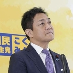 記者会見する国民民主党の玉木雄一郎代表＝９月２４日、国会
