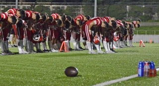　アメリカンフットボール部廃部を経て、公式戦に復帰した日大の選手たち＝９月、東京・駒沢第二球技場