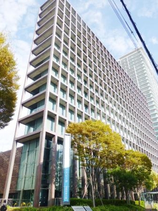 　大阪弁護士会館＝１１日、大阪市北区