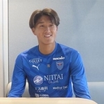 　取材に応じる細井響＝１０月２３日、横浜市