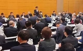　自民党の「国民医療を守る議員の会」が開いた総会＝２日、東京都千代田区