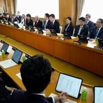 　自民党本部で開かれた総務会＝５日午前、東京・永田町