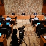 　ＮＨＫの次期会長が井上樹彦副会長に決まり、開かれた経営委員会の記者会見＝８日午後、東京都渋谷区