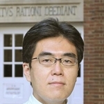 　立教大の倉田徹教授