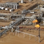 　国営ベネズエラ石油のプラント＝２０１５年４月、北部アンソアテギ州（ロイター＝共同）