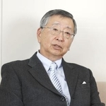 　インタビューに応える鶴岡公二・元ＴＰＰ首席交渉官