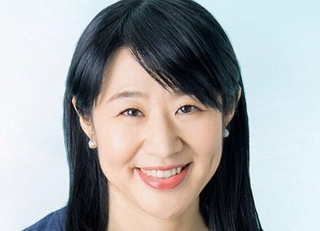 　弁護士の越直美さん