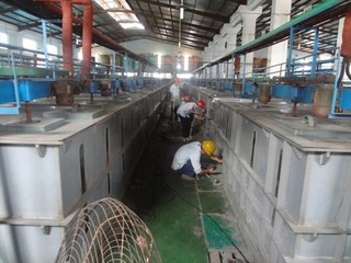 中国江西省のレアアース精錬場＝２０１３年（東京大の岡部徹教授提供）