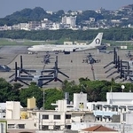 　沖縄県宜野湾市の米軍普天間飛行場