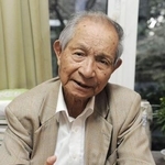 戦時中の思い出を話す海軍気象士官だった増田善信さん＝２０１６年５月