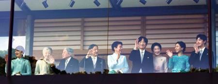 皇室典範改正】安定継承、つなげる道を|ニュースの核心|神戸新聞NEXT