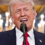 　イラン情勢について演説するトランプ米大統領＝１日、ワシントンのホワイトハウス（ロイター＝共同）