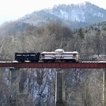 　北海道芦別市に残る石炭の運搬に使われた橋梁と貨物車両