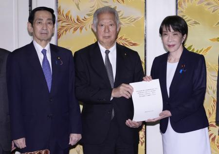 側近がみる天皇陛下発言の背景|ニュースの核心|神戸新聞NEXT