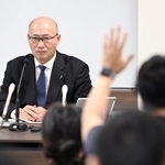 　浜岡原発の廃炉費請求を巡り開かれた、報道向けの説明会に臨む中部電力の大塚温久原子力部長＝２７日午前、名古屋市