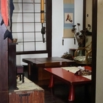 築１００年以上の古民家。いろりの跡が残る