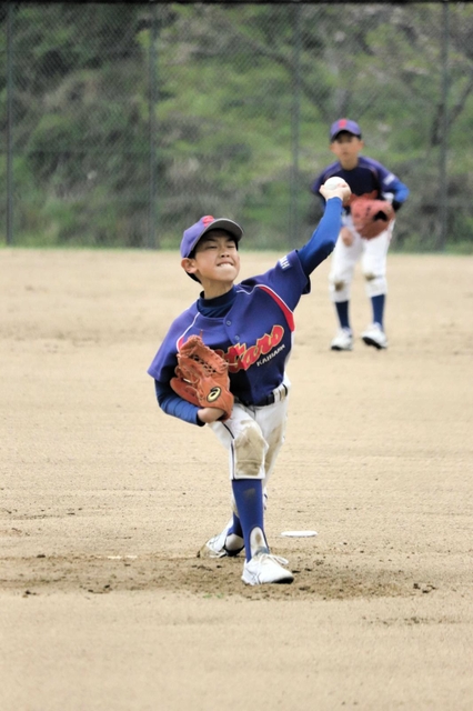 準決勝、決勝と好投した原田宗祐投手＝春日総合運動公園多目的グラウンド