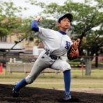 １失点で完投した西脇野球スポーツ少年団の嶋田虎大良投手＝いずれも大池総合公園野球場