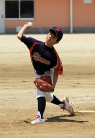 守り切った洲本三熊クラブの武市浩司投手