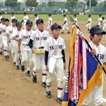 原樹理主将を擁して２００５年の東播ブロック大会を制し、県大会でもベスト８に進んだＴＡＫＡＳＨＯナイン＝高砂市高砂町向島町