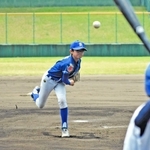 準決勝・ブレーブス高丘ー浜手ロイヤルズ　５回まで無失点の好投を見せた浜手ロイヤルズの北川樹生投手