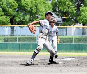 力投する善防少年野球クラブの桜井琉成選手