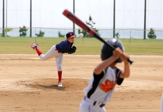 本大会を目指し選手が熱い戦いを繰り広げた＝いずれも淡路市佐野新島