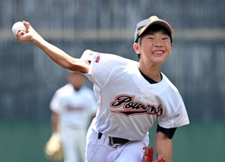 好投した枝吉の武村幸次郎選手＝Ｇ７スタジアム神戸（撮影・大田将之）