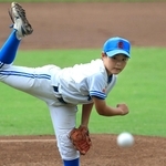 準決勝で好投した成徳の井出橙希投手＝ほっともっとフィールド神戸（撮影・丸山桃奈）