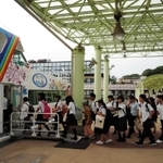 岩屋－明石航路は今なお通勤・通学の重要な足＝岩屋港 