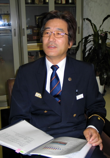 事故を振り返る本田良生総務課長