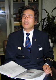 事故を振り返る本田良生総務課長