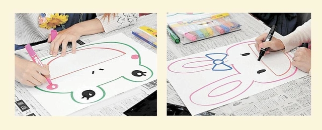 ▼新聞パクパク　【１】画用紙いっぱいにカエルやウサギなどの顔を描く。大きな口を描くのがポイント。口をはさみで切り抜く