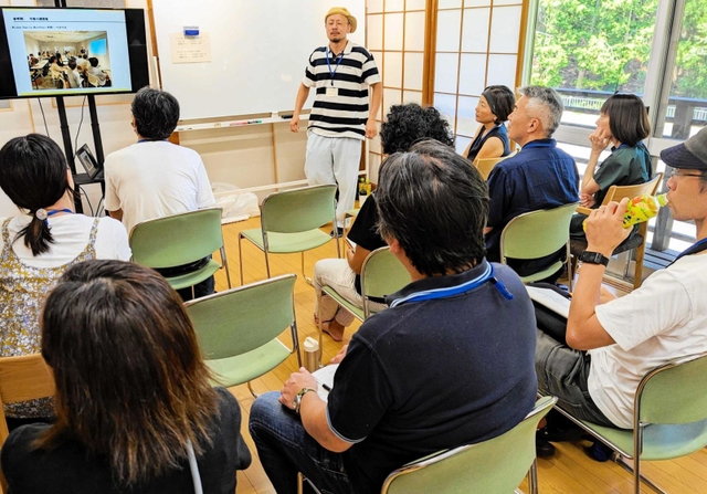丹波市起業家ネットワークの第１回交流会の様子＝丹波の森公苑