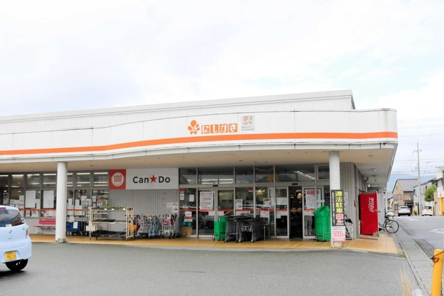 １１月５日に閉店する「にしがき元町店」＝豊岡市元町
