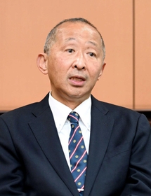 岩山利久組合長
