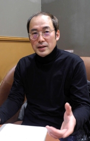 「市場原理主義が徹底していて絶対にぶれずに規制改革をやる。そんな財界人が重用された」と話す佐々木実さん＝東京都千代田区