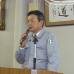 経営計画進捗発表会で訓辞する和田直哉社長