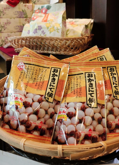 主力商品の「鶯ボール」