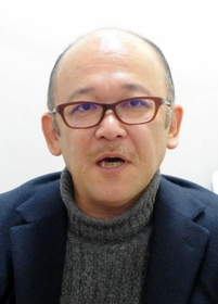 ワークライフバランスの点から就活生にアドバイスするひょうご仕事と生活センター主任相談員の藤島一篤さん＝神戸市中央区下山手通６、兵庫県中央労働センター