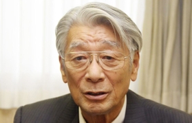 インタビューに応じる西脇商工会議所の藤本武彦会頭＝西脇市西脇、同商議所