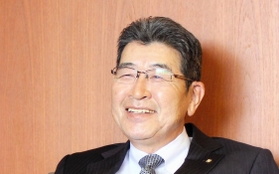 時代の変化に素早く対応する必要性を強調する相生商工会議所の江見重人会頭＝相生市旭３、同商議所