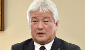 地元経済を展望する加古川商工会議所の釜谷和明会頭＝加古川市加古川町溝之口、同商議所