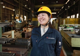 父親の後を継ぎ、製造現場を取り仕切る吉原安紀社長＝兵庫県稲美町六分一（撮影・長嶺麻子）