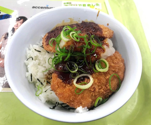 チキンおろしカツ丼