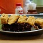 「カレーの市民アルバ」のチキンカツカレー