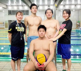 部員５人で活動していたころの関西学院大水球部