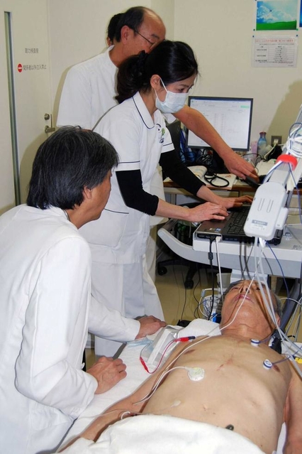 健康長寿のためには定期的に検査を受け、早めに治療を受けることも重要だ＝神戸市西区枝吉１、みどり病院