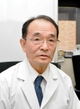 喫煙のリスクについて話す藤原久義・県立尼崎総合医療センター名誉院長＝尼崎市東難波町２